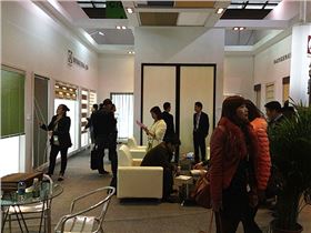 金鳳凰窗簾品種多樣，是不錯(cuò)的選擇！